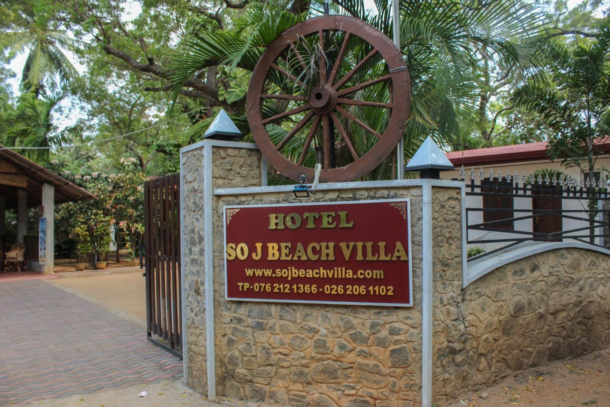 So-J Beach Villa Trincomalee Luaran gambar
